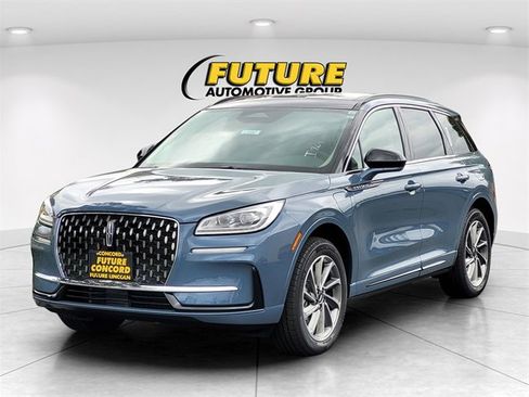 New 2025 Lincoln Corsair Grand Touring image 7