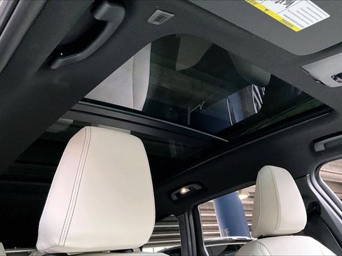 Certified 2026 BMW X1 xDrive28i w/ Technology Package image 14