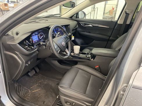 Used 2023 Buick Envision Essence image 21