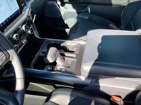 Used 2022 Ford F150 Raptor w/ Raptor 37 Performance Package image 15