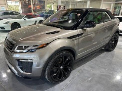 Used 2018 Land Rover Range Rover Evoque HSE Dynamic AWD/4WD image 39