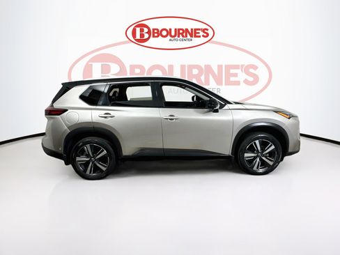 Used 2024 Nissan Rogue SL w/ SL Premium Package image 12