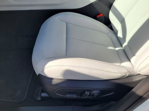 New 2026 Jeep Cherokee Limited image 13