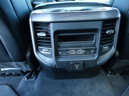 Used 2025 RAM 1500 Laramie w/ Sport Appearance Package AWD/4WD image 28