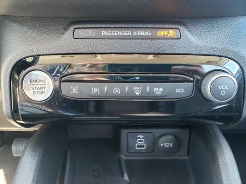 Used 2024 Ford Escape Platinum AWD/4WD image 22
