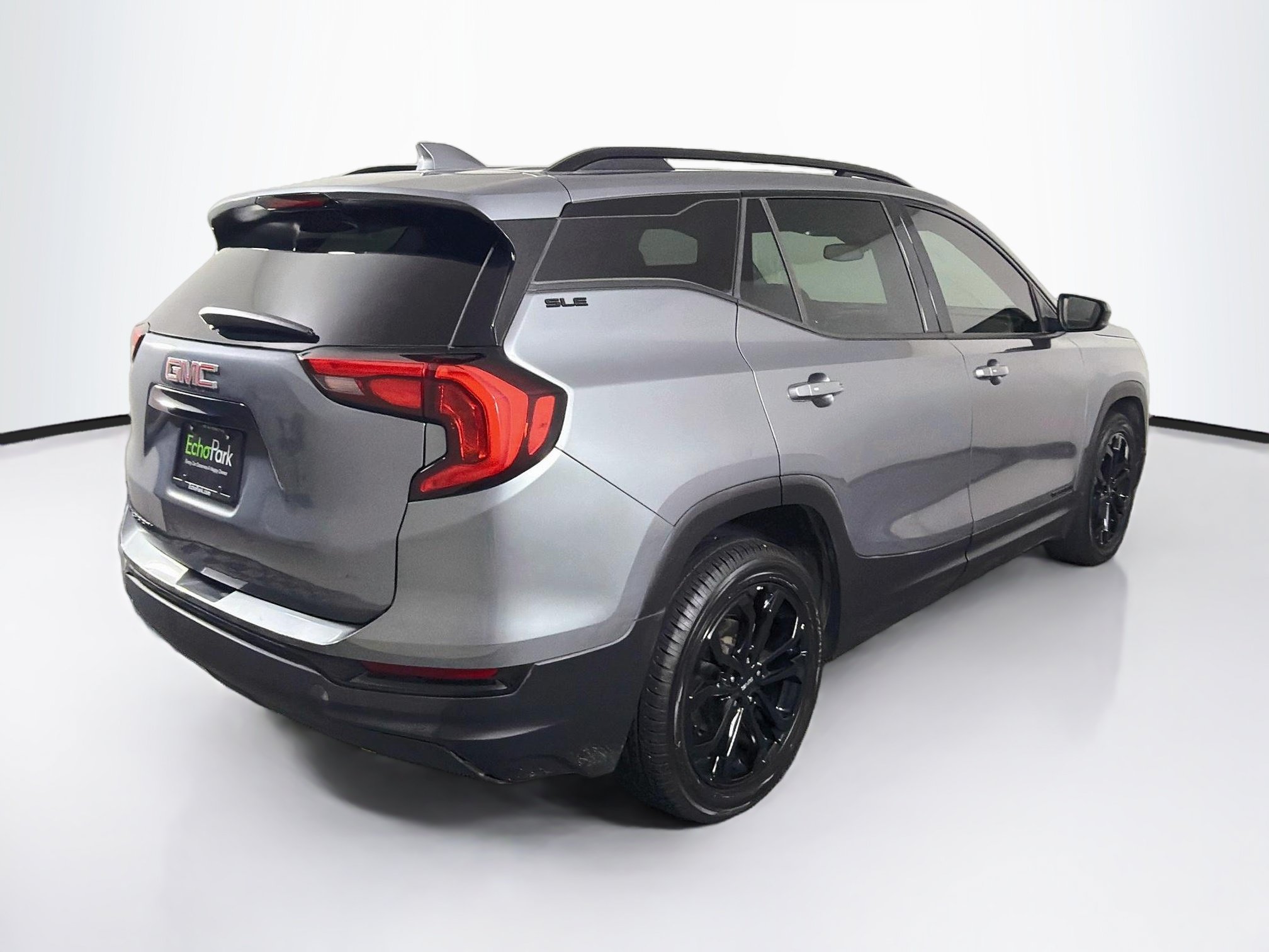 Used 2020 GMC Terrain SLE w/ Elevation Edition FWD image 9