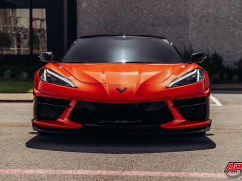 Used 2020 Chevrolet Corvette Stingray Coupe w/ 1LT RWD image 13