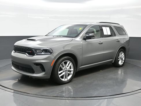 Used 2025 Dodge Durango R/T image 2