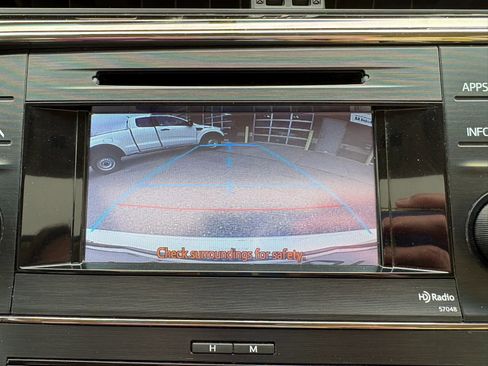 Used 2013 Toyota Avalon XLE Touring image 23