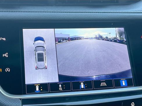 Used 2024 Cadillac XT5 Premium Luxury w/ Technology Package FWD image 14