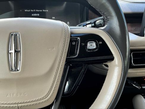 Used 2023 Lincoln Aviator Reserve w/ Equipment Group 201A image 21