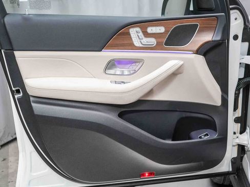 Certified 2026 Mercedes-Benz GLE 350 4MATIC image 29