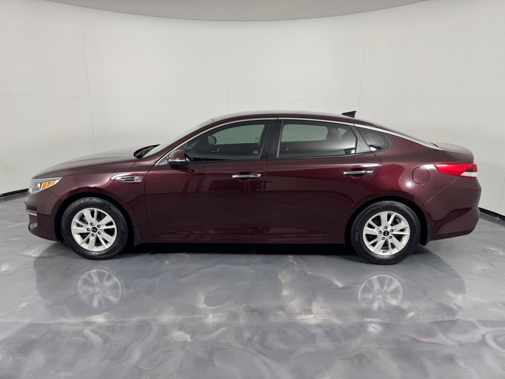 Used 2017 Kia Optima LX FWD image 8