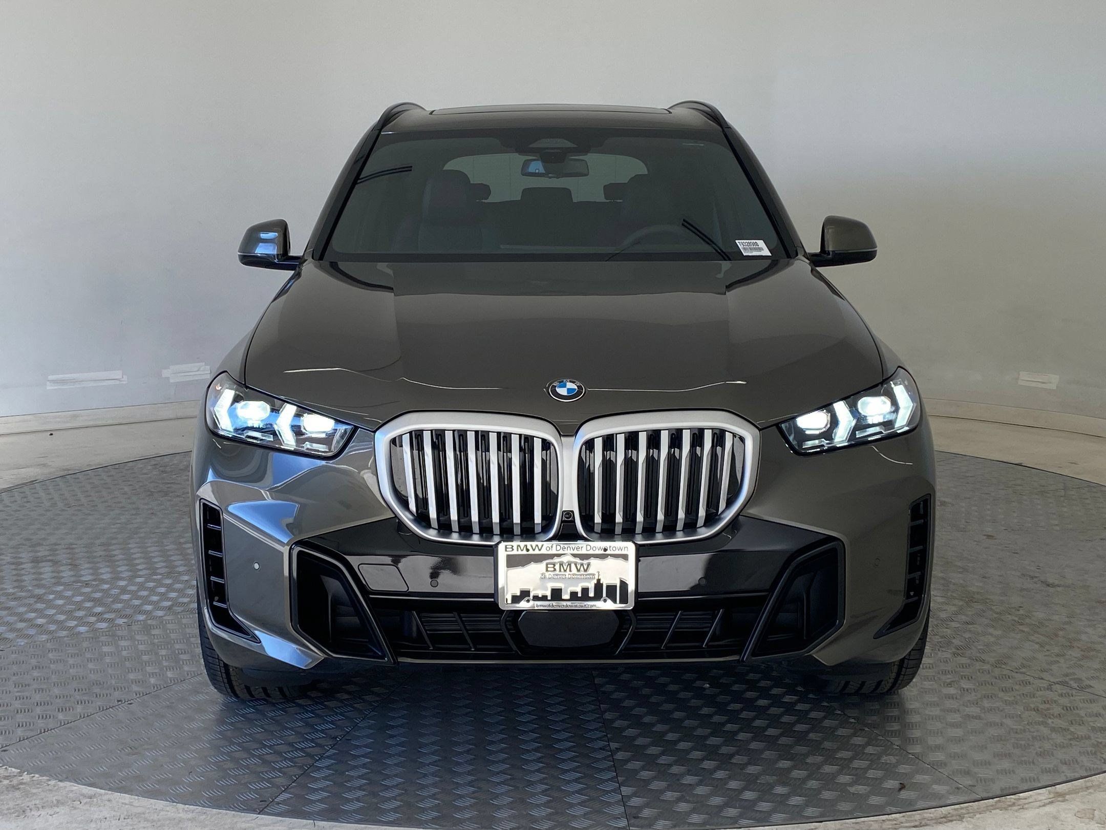 Used 2026 BMW X5 xDrive40i w/ M Sport Package AWD/4WD image 5