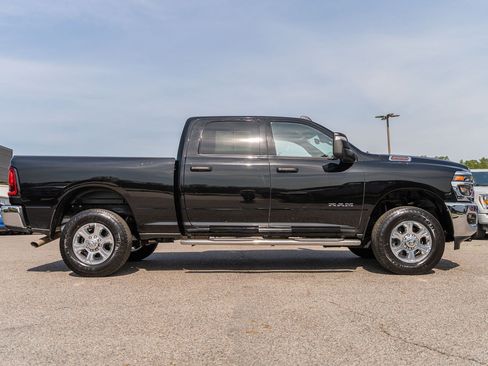Used 2025 RAM 2500 Big Horn image 9