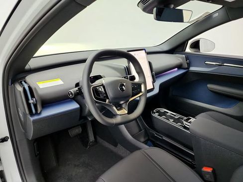 New 2026 Volvo EX30 Plus w/ Protection Package Premier AWD/4WD image 20
