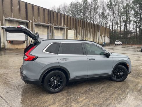 Certified 2025 Honda CR-V Sport image 10