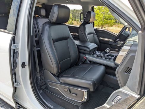 Used 2022 Ford F150 Lariat w/ FX4 Off-Road Package image 41