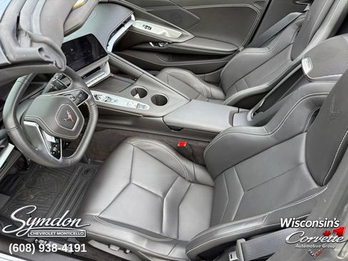 Used 2026 Chevrolet Corvette Stingray Convertible RWD image 11
