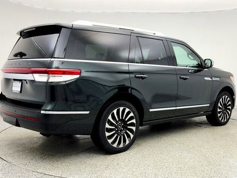 Used 2022 Lincoln Navigator Black Label image 5