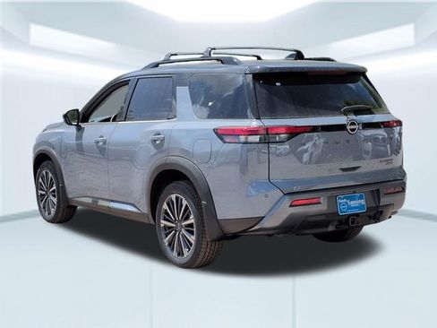 New 2026 Nissan Pathfinder Platinum AWD/4WD image 4