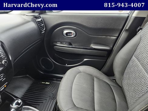 Used 2016 Kia Soul + w/ Audio Package image 13