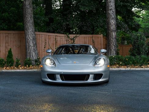 Used 2005 Porsche Carrera GT image 6