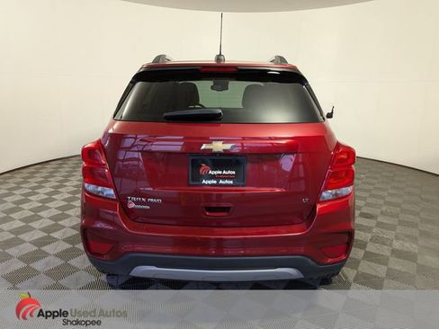 Used 2019 Chevrolet Trax LT w/ LT Convenience Package AWD/4WD image 5