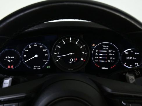 Used 2022 Porsche 911 Carrera image 15