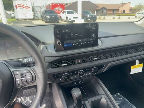 New 2026 Honda Accord SE image 14