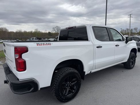 Used 2022 Chevrolet Silverado 1500 LT Trail Boss w/ Convenience Package II AWD/4WD image 11