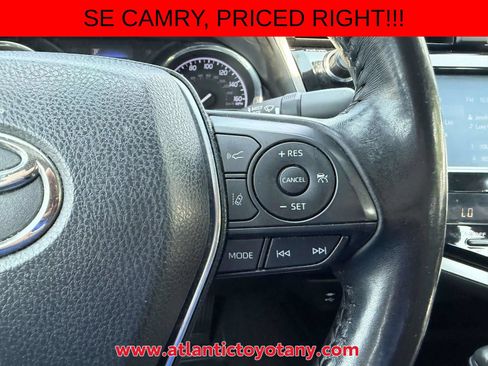 Used 2019 Toyota Camry SE w/ Convenience Package FWD image 27
