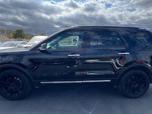 Used 2016 Ford Explorer Limited FWD image 12