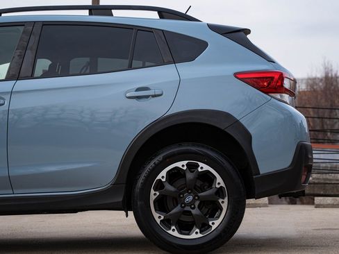 Used 2021 Subaru Crosstrek 2.0i image 4