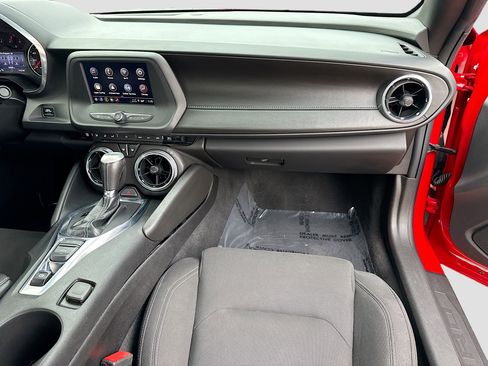 Used 2022 Chevrolet Camaro LT image 16