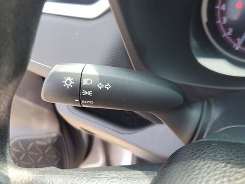 Used 2023 Toyota RAV4 XLE FWD image 28