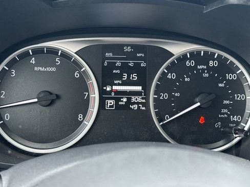 Used 2025 Nissan Versa S w/ S Plus Package image 26