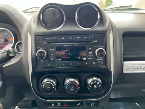 Used 2017 Jeep Compass High Altitude image 19