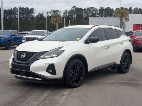 Used 2023 Nissan Murano SV w/ SV Midnight Edition Package image 7