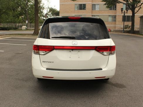 Used 2014 Honda Odyssey Touring image 8