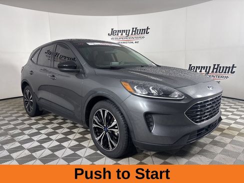 Used 2022 Ford Escape SE w/ SE Sport Appearance Package FWD image 4