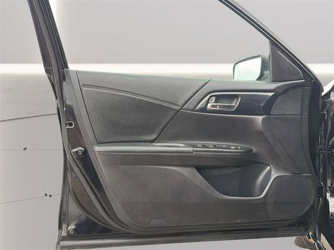 Used 2013 Honda Accord Sport image 14