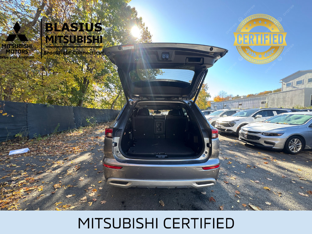 Used 2023 Mitsubishi Outlander 4WD Plug-In Hybrid image 38