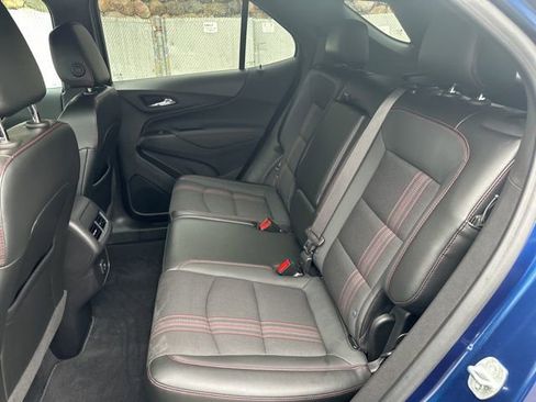 Used 2023 Chevrolet Equinox RS image 24