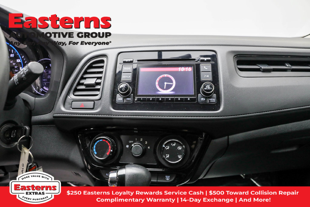 Used 2018 Honda HR-V LX image 13