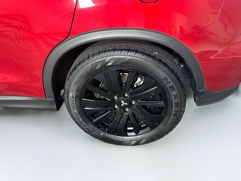 Used 2025 Mitsubishi Outlander Sport LE image 11