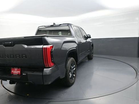 Used 2024 Toyota Tundra Platinum AWD/4WD image 71
