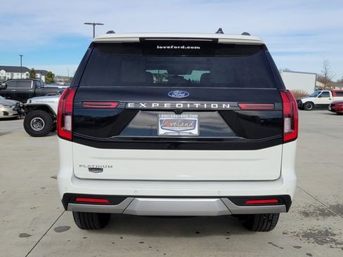 New 2026 Ford Expedition Platinum image 11