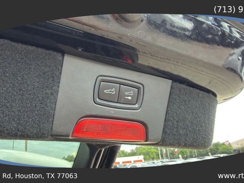 Used 2014 Porsche Cayenne image 32