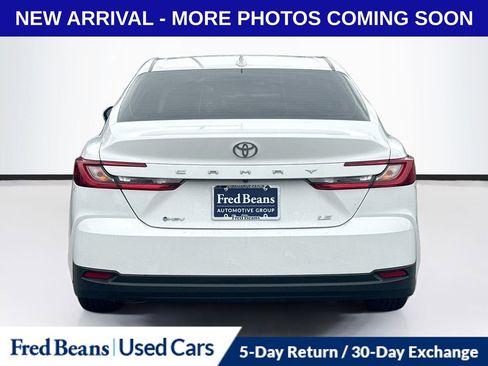 Used 2025 Toyota Camry LE image 7